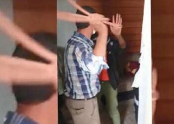 İşten ayrılmak isteyen çırağı, hortumla dövdü