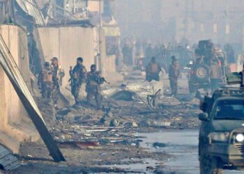 Afganistan’da camide patlama: Çok sayıda ölü var