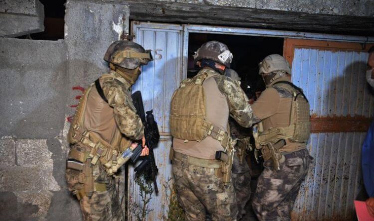 Cono aşiretine 500 polis ile hava destekli operasyon: 30 gözaltı kararı