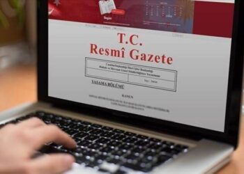 Sağlıkçılara ek ödeme düzenlemesi Resmi Gazete’de
