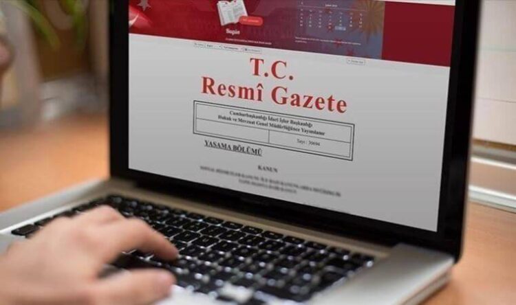 Sağlıkçılara ek ödeme düzenlemesi Resmi Gazete’de