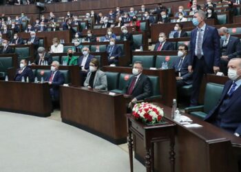 Erdoğan’ı kızdıracak iddia: “Gidecekleri partilerle görüşüyorlar”