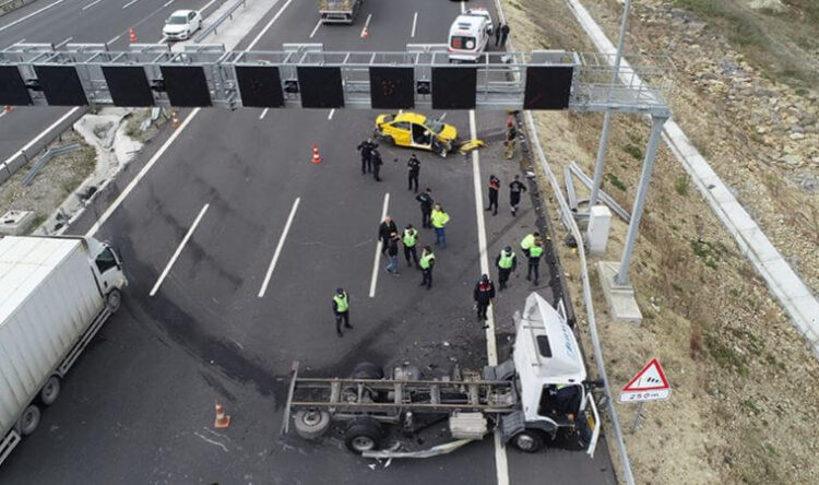 Kuzey Marmara Otoyolu’nda korkunç kaza