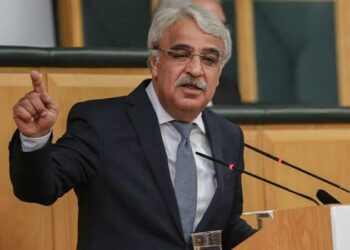 HDP’den “TÜGVA” çıkışı: “Bu düzen kokuşmuştur”