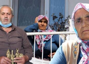 Dolandırıcılara 90 bin lira kaptırmıştı, yine kandırıldı