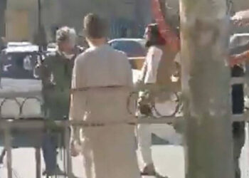 Türk gazeteci, Taliban’ın saldırısına uğradı