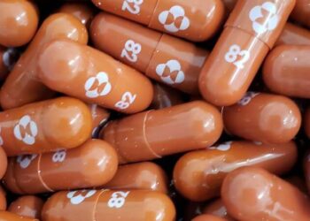 Türkiye Covid-19 ilacını alacak mı?