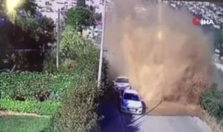 Ana su hattı bomba gibi patladı