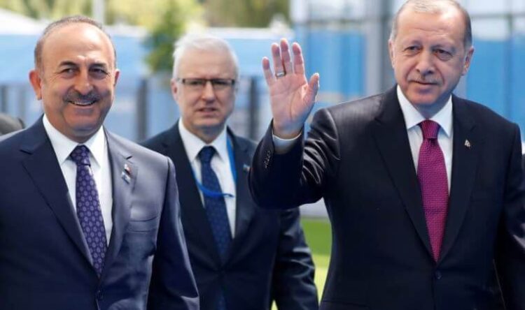 Emekli büyükelçiden çok sert ‘istenmeyen kişi’ tepkisi