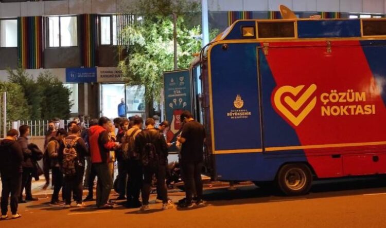 İBB’nin KYK yurdu için yaptığı internet yardımına bakanlık engeli