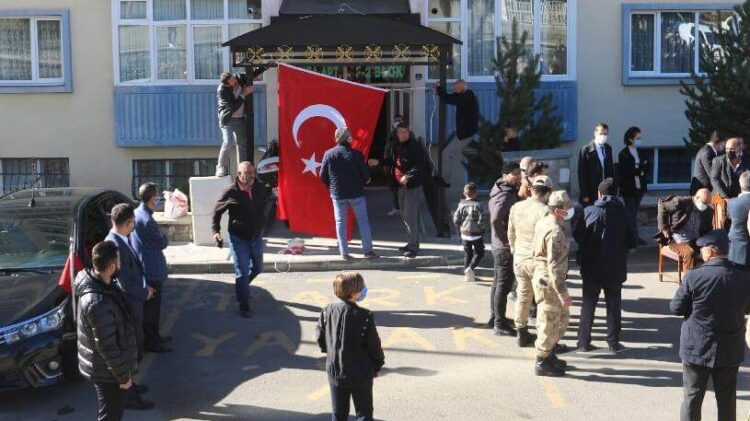 Çatışma çıktı, bir askerimiz şehit