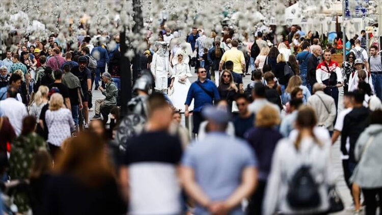 Rusya’da pandeminin başından bu yana en yüksek sayıda günlük Kovid-19 vakası bildirildi