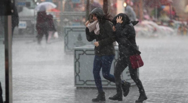 Meteoroloji saat vererek uyardı: O saatler arasına dikkat!