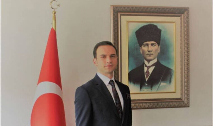 29 Ekim konuşması Kaymakam’ı görevinden etti