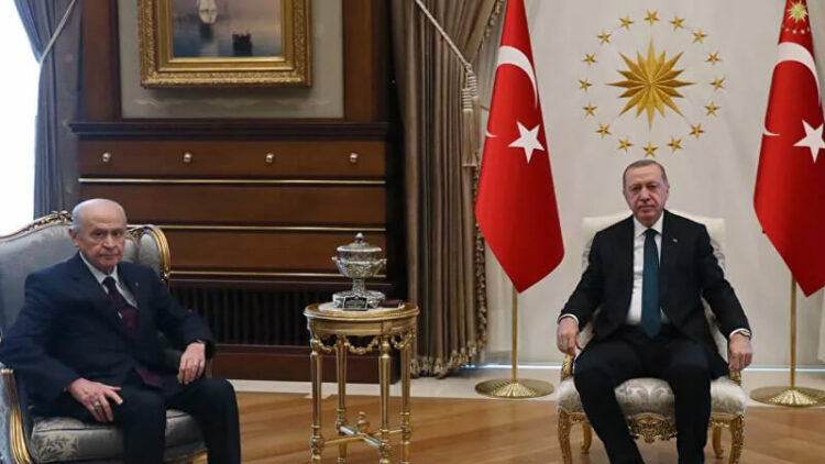 Erdoğan ile Bahçeli arasında sürpriz görüşme