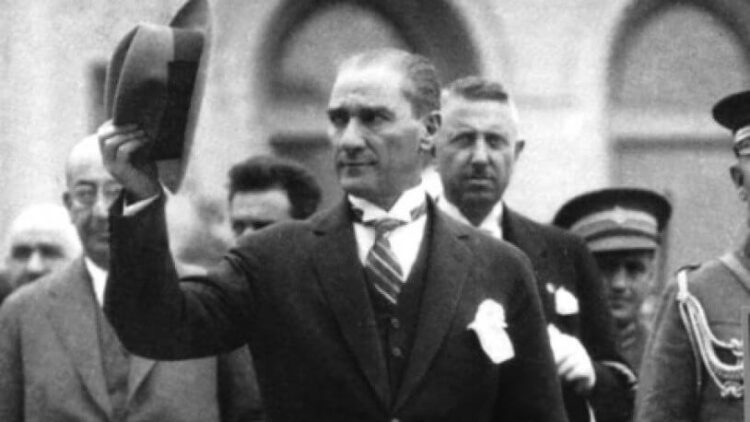 Ulu Önder Atatürk, tüm yurtta minnet ve özlemle anılacak