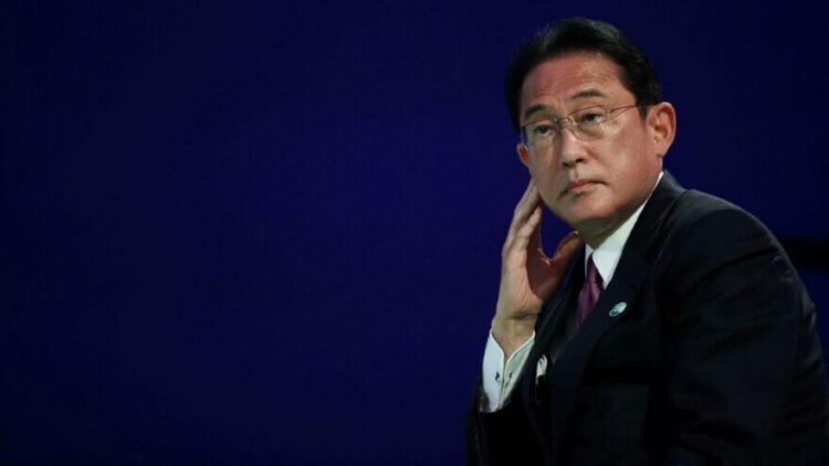 Çocuklu ailelere para dağıtacak