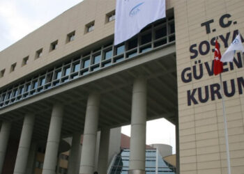 Emekli ve işsizlik maaşlarının ödenebilmesi için bakın ne yapmışlar