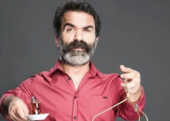 Çaycı Hüseyin yeni imajıyla şoke etti!