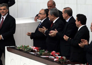 Yıllar sonra gelen itiraf: ‘Abdullah Gül bilerek kriz çıkarttı’