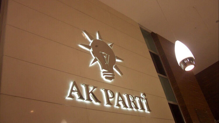 AKP’nin gizli toplantısında uyuşturucu krizi