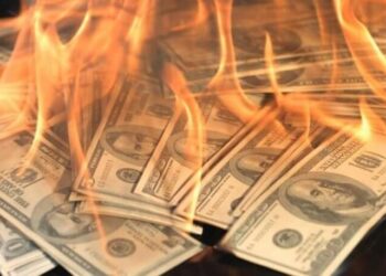 Tarih verip açıkladı: Dolar 13 lira, ekmek 3 lira olacak!