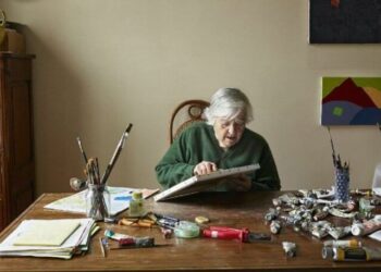 Babası Atatürk’ün sınıf arkadaşıydı: Etel Adnan hayatını kaybetti