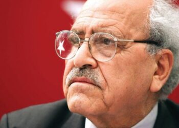 Sezai Karakoç’un AKP’yi eleştiren yazısı yeniden gündem oldu