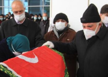 Kızının ardından baba da koronadan vefat etti