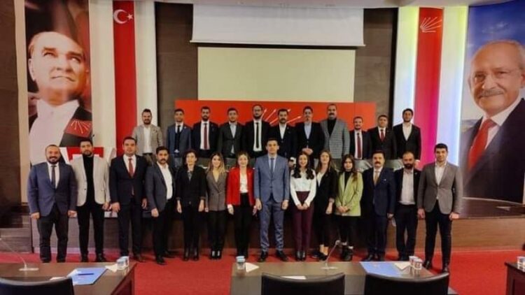 CHP Gençlik Kolları’nda görev dağılımı belli oldu