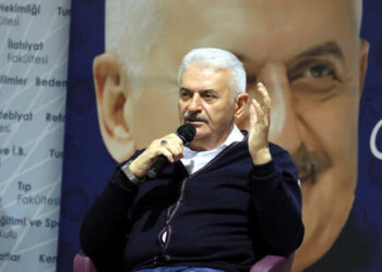 Binali Yıldırım’dan ekonomi açıklaması