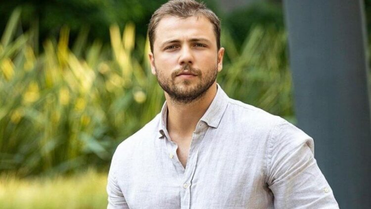 Tolga Sarıtaş hayranlarını sevindiren haber: Yeni dizisi belli oldu