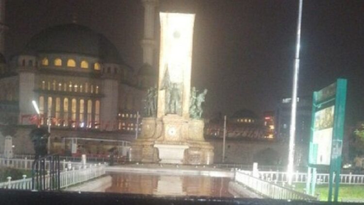 Taksim Meydanı’nda ‘AKP İstifa’ eylemlerine karşı önlem