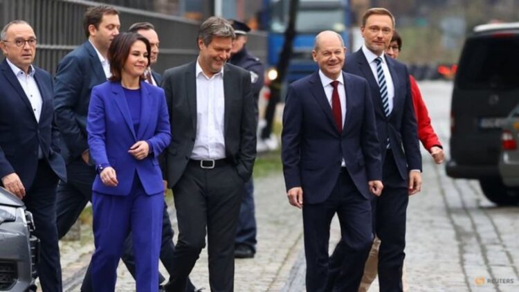 16 yıllık Merkel dönemi resmen bitti, Almanya’nın yeni başbakanı açıklandı