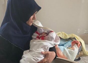 13 günlük bebeği karınca zehriyle öldürmek istedi! ‘Baba’ tutuklandı