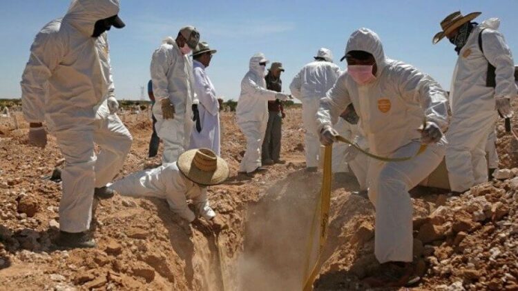 Köprüye asılı cesetlerin ardından gizli mezarlar bulundu!