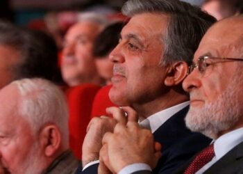 Kulisler ayaklandı, Karamollaoğlu açıkladı: Abdullah Gül ile ‘adaylık’ için mi görüşecek?