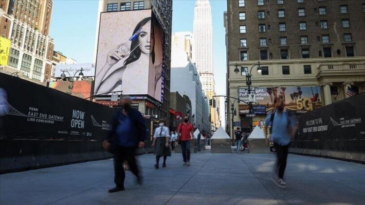 Yeni varyant endişesi büyüyor: ABD’den 8 ülkeye seyahat kısıtlaması