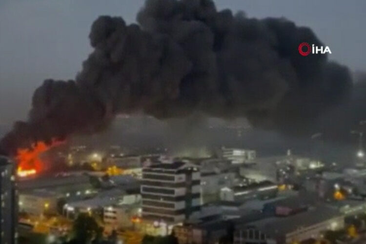İstanbul’da korkutan yangın