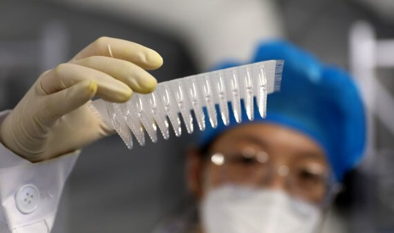 Çin’in Kovid-19’a karşı geliştirdiği iki ilacın insan denemeleri başlıyor