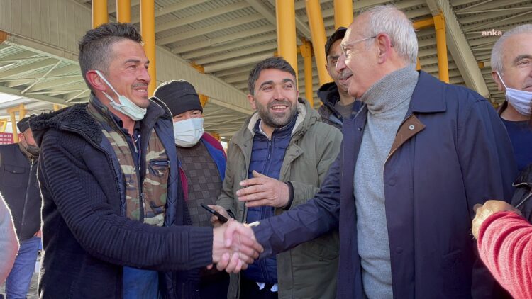 Kılıçdaroğlu pazar alışverişinde: Korkuya mahal yok, çözeceğiz inşallah