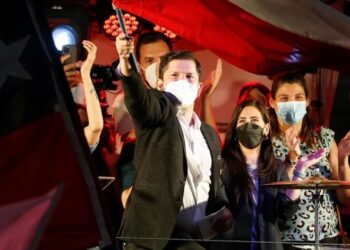 Şili’de sandıklar açıldı: 35 yaşındaki solcu aday ikinci tura kaldı