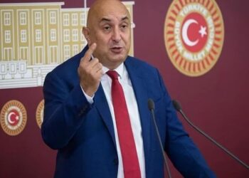 Özkoç: Dün FETÖ’cü ilan ettikleri BAE ile bugün anlaşma imzaladılar