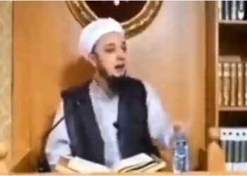 “Gençler deist ateist oluyor” deyip ağladı
