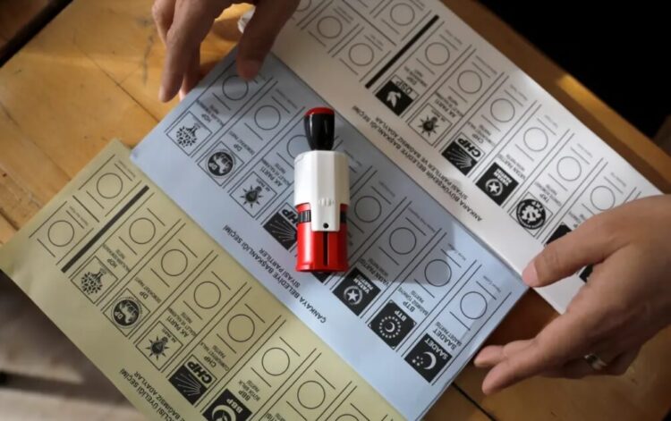 70 ilde yapılan anketten Erdoğan’a soğuk duş