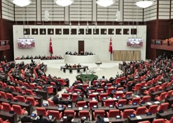 Muhalefet ‘Güçlendirilmiş Parlamenter Sistem’ çalışmasında sona geldi