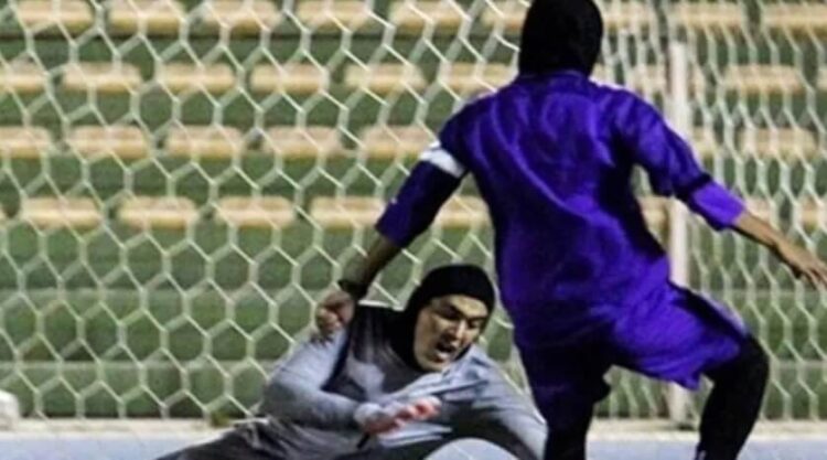 Kadınlar kupası maçında erkek kaleci iddiası