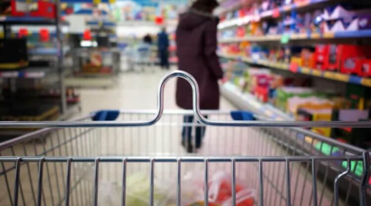 ‘Fahiş fiyat’ cezasına çarptırılmışlardı: Tüketiciler, zincir marketlere dava açabilecek