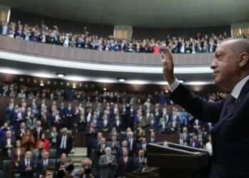 Erdoğan: Faizi savunanla beraber olamam, olmam