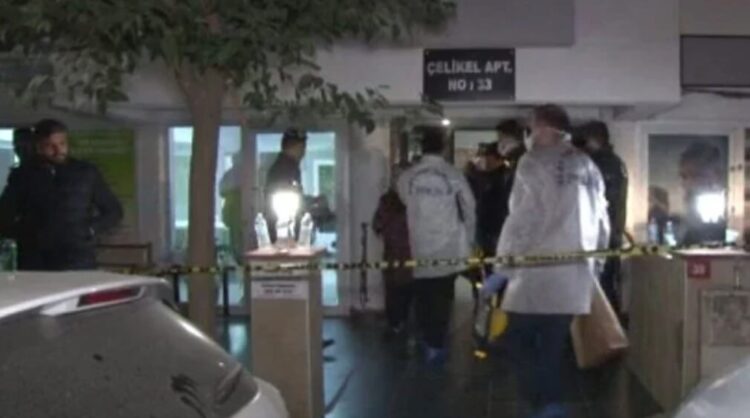 Evini yakıp silahla intihar etti: Eşi ve çocuğu balkondan kaçtı